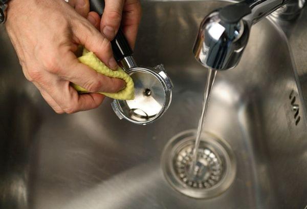 Чищення від накипу кавомашини в домашніх умовах